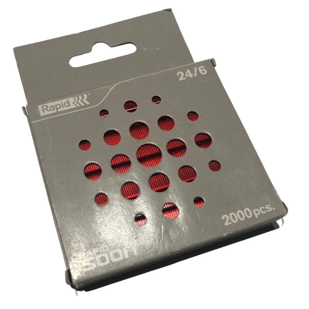 Häftklammer Rapid Soon 24/6, färgade, Röd, 2000 klamrar/ask