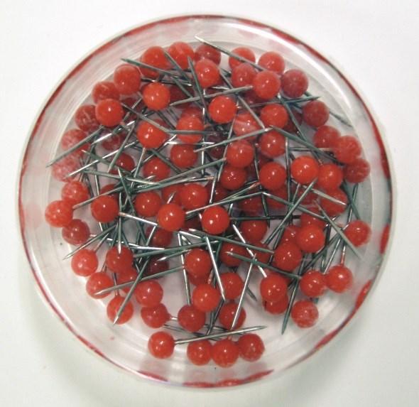 Kartnålar 13mm, Ø 4mm Röd 100/fp