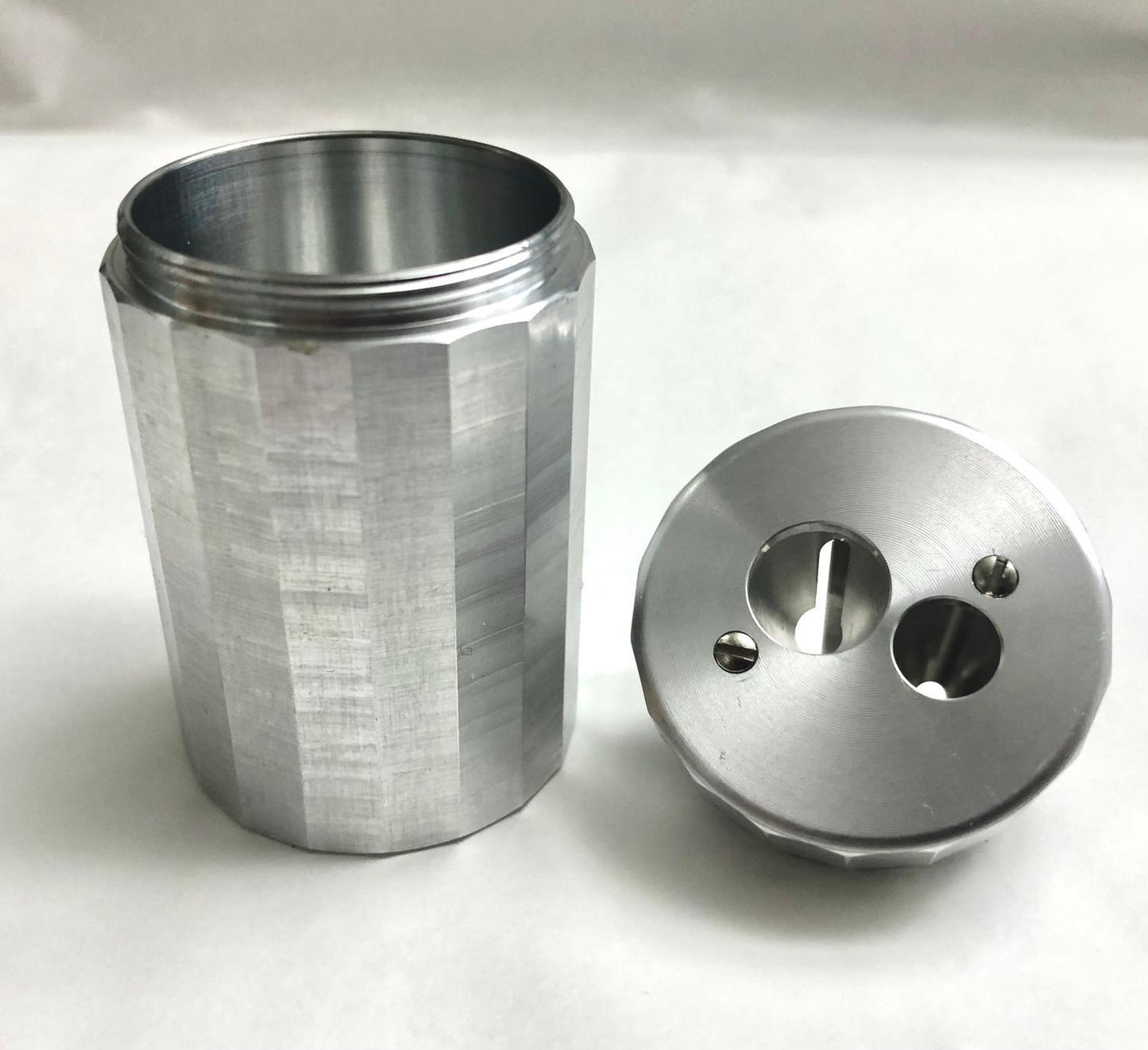 Pennvässare/Pennformerare DUX dubbelvässare, i solid aluminium