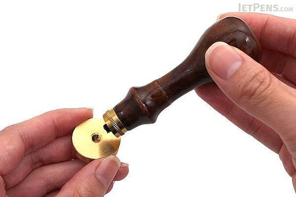 Sigillset J.Herbin Marie-Antoinette, 1 st sigillstämpel + 2 st sigillack, Rosa