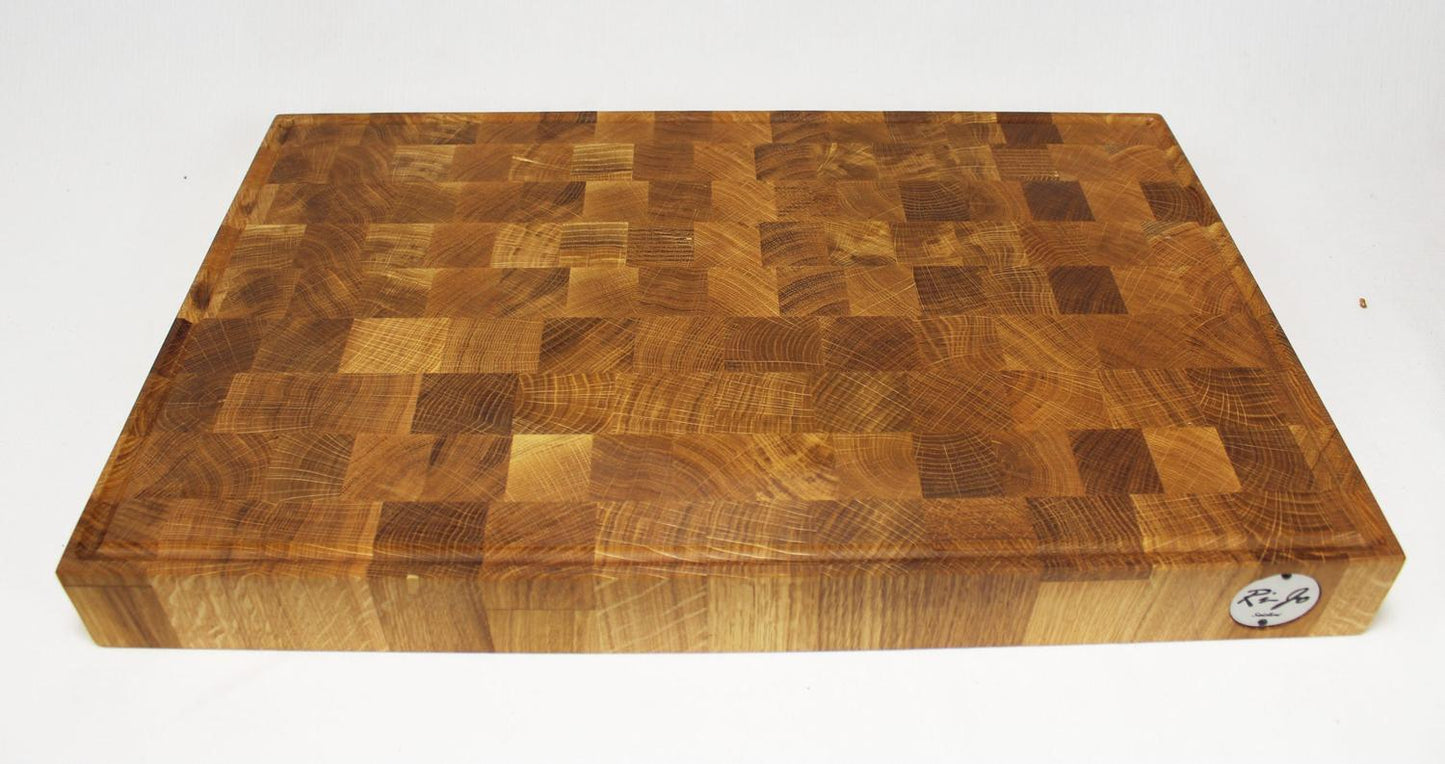 Skärbräda, ändträ, Ek, med ränna och bärgrepp, 58 x 36,5 x 5,5cm (svensktillverkad)