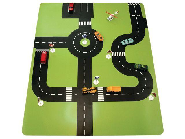 Stickers/Klistermärken, Väg: Vägskyltar & stickers, 24 st vägskyltar & 76 st klistermärken/fp