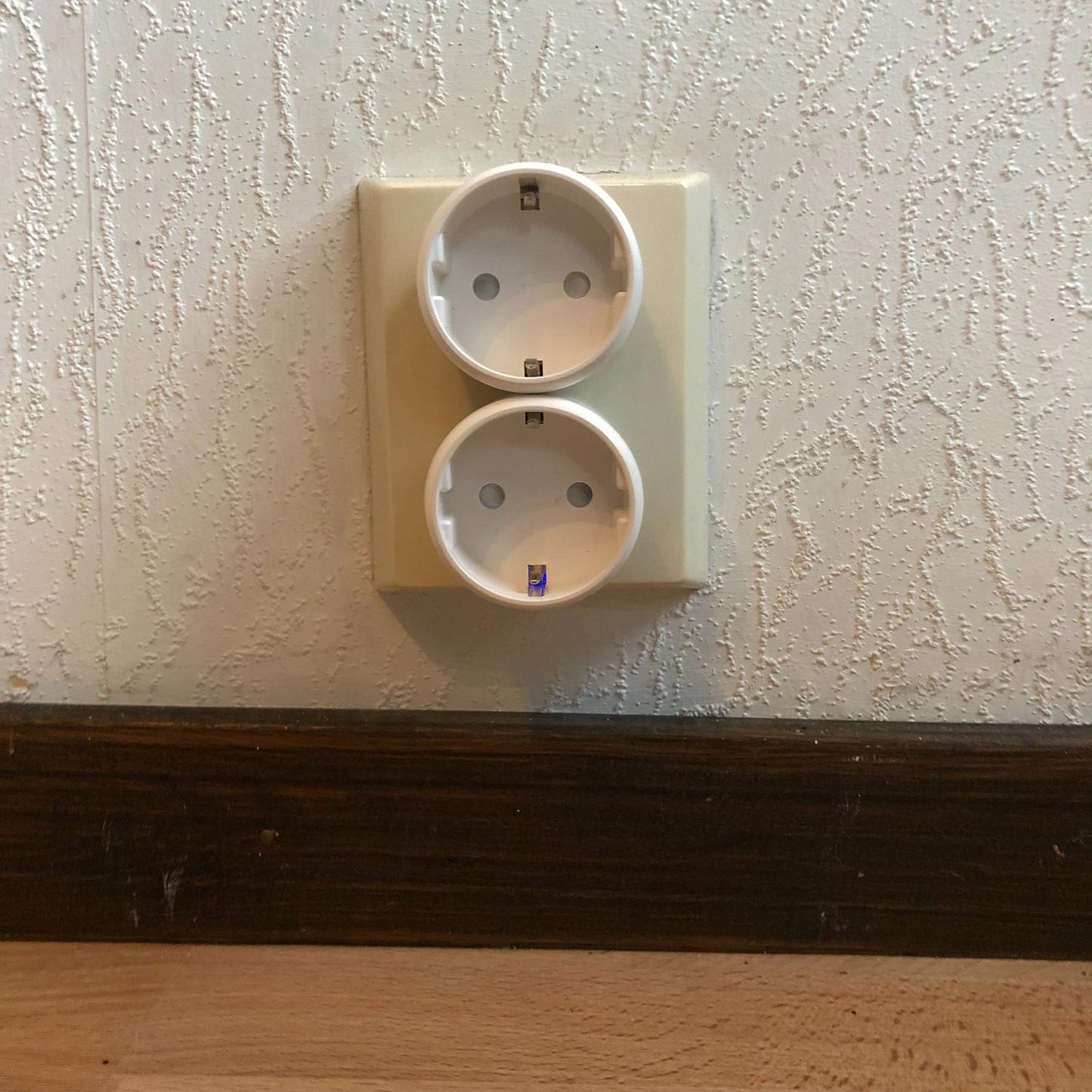 Strömbrytare/Plug In Relä, WiFi, Deltaco Smart Home, Smart Mini Plug, (EU), 10A, timer, Vit