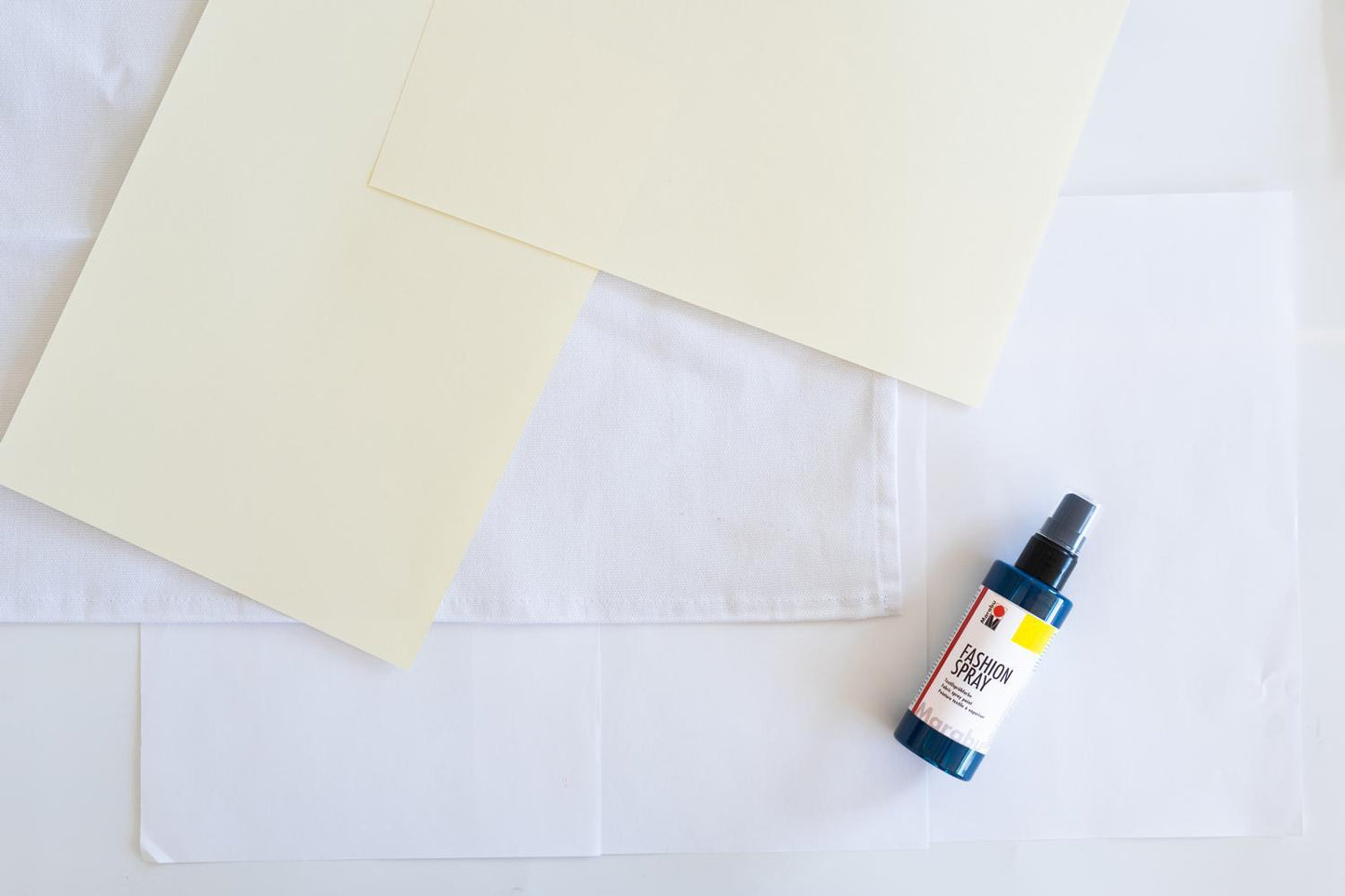 Textilsprayfärg: Textilfärg, sprayflaska Marabu Fashion Spray, 100ml, Lemon (020)